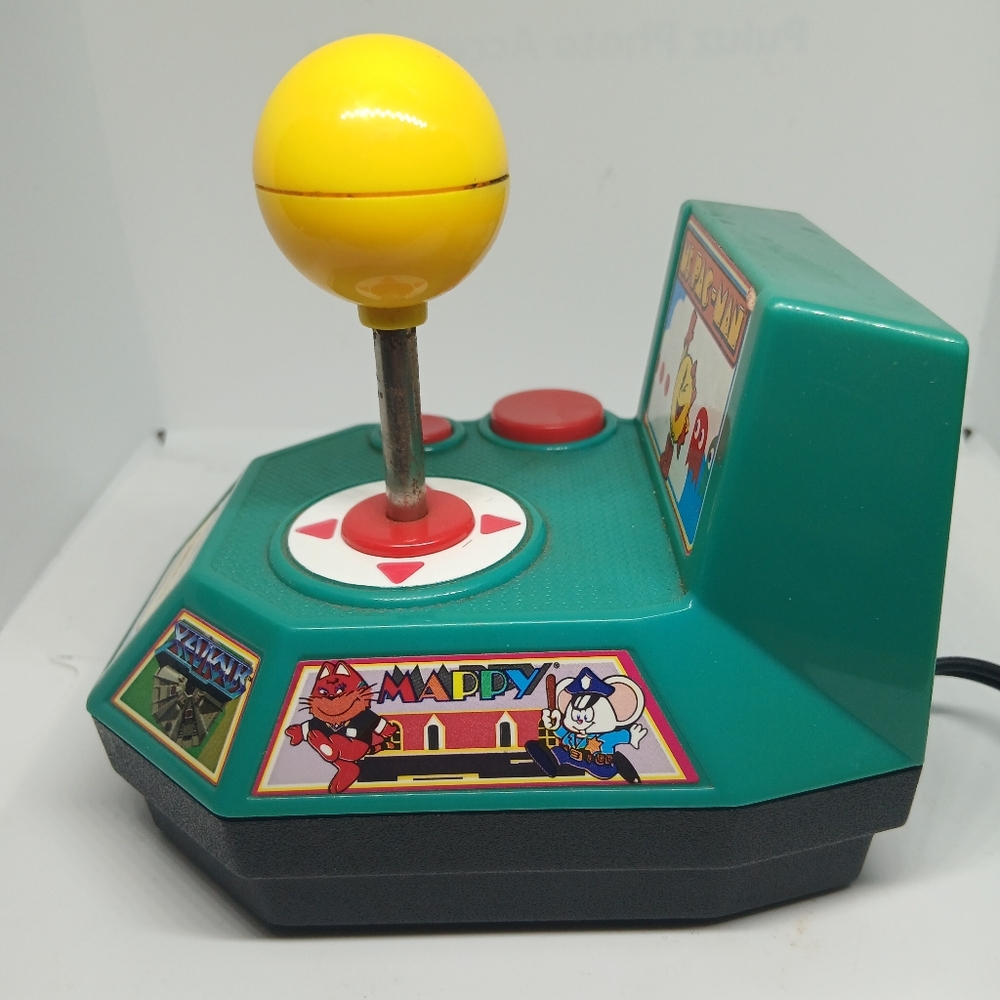 Ms Pac-man Arcade Game - Picture 3 of 11